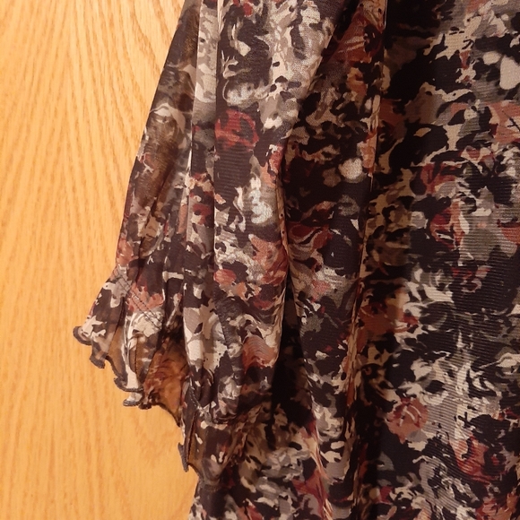 CJ Banks Smocking Top Size 1X - Picture 8 of 15